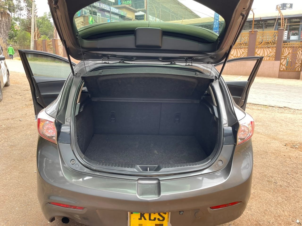 Mazda Axela - 10/13 for sale in Kenya | RmSg Kenya