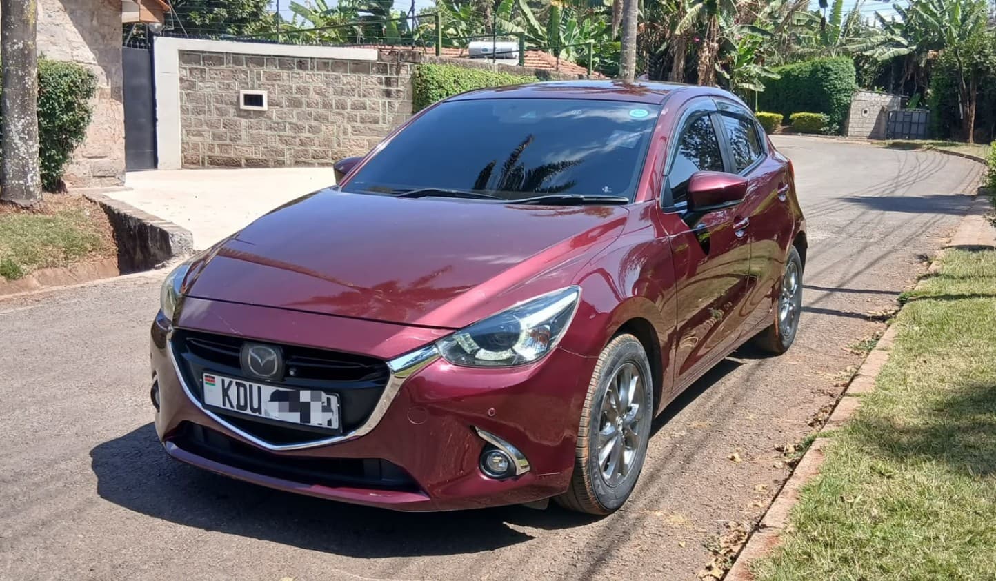 Mazda Demio 2018 for sale in Kitengela at KES 1,050,000 - RmSg Kenya