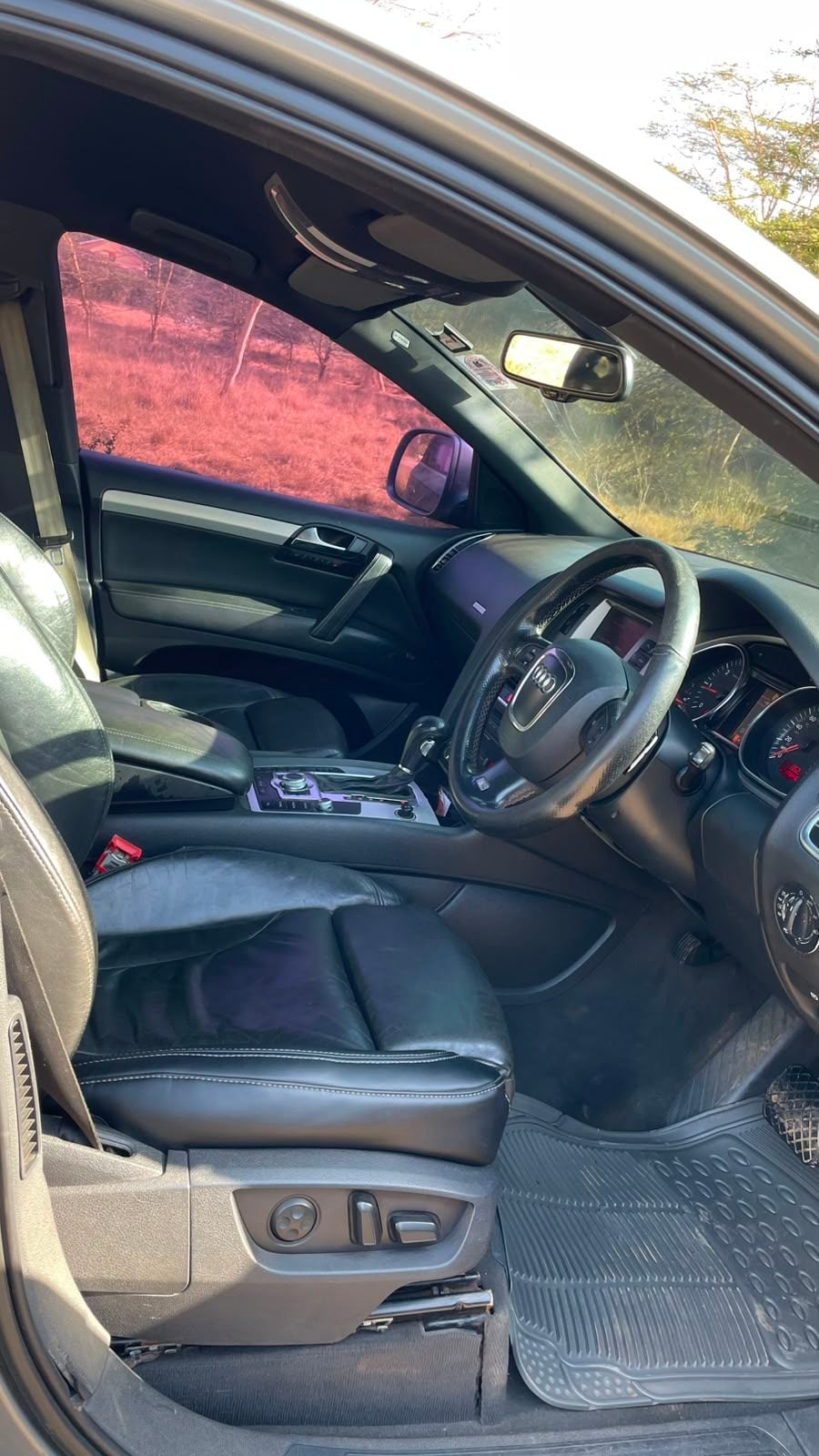 Audi Q7 - 6/12 for sale in Kenya | RmSg Kenya