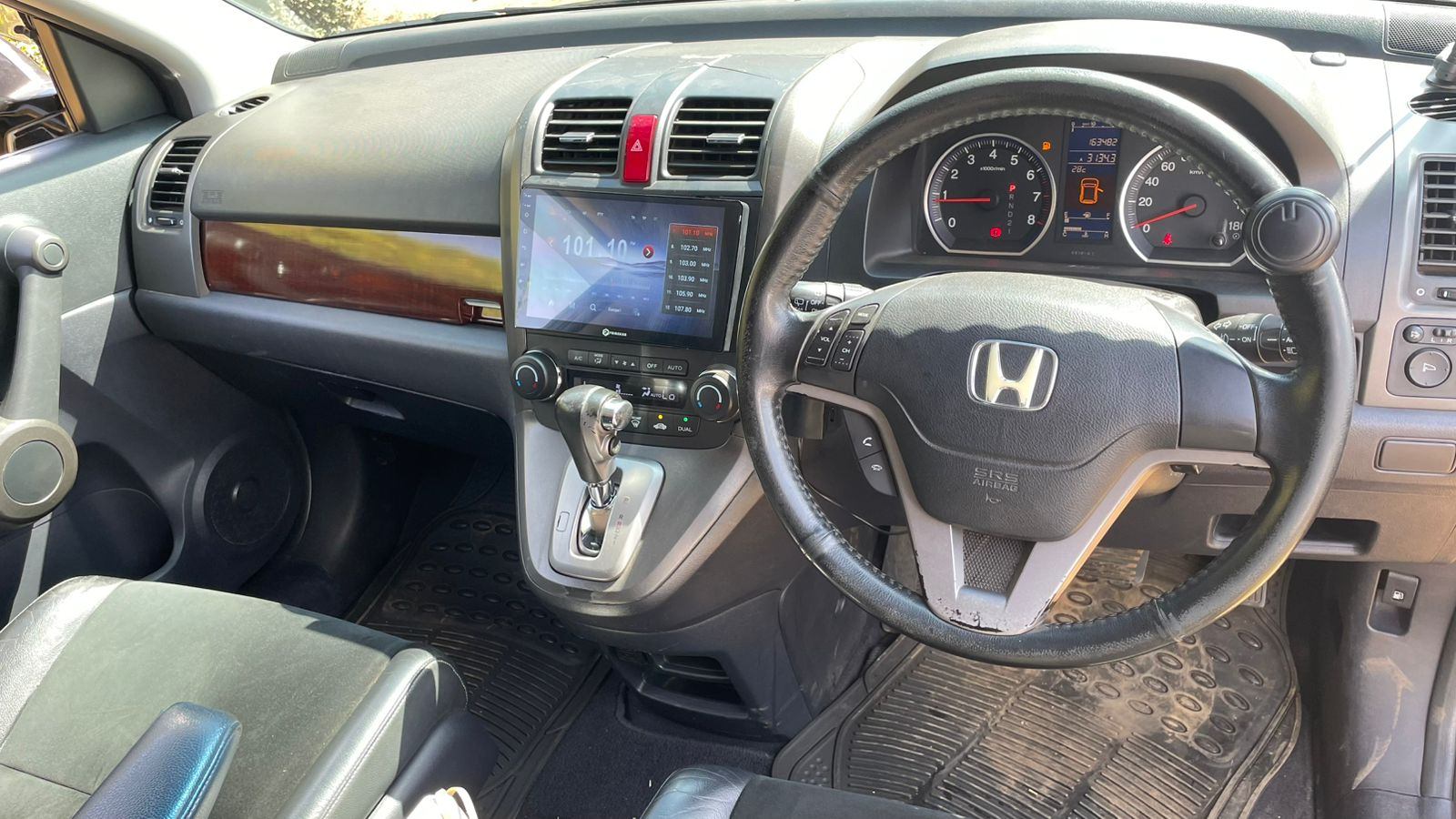 Honda CR-V - 4/10 for sale in Kenya | RmSg Kenya