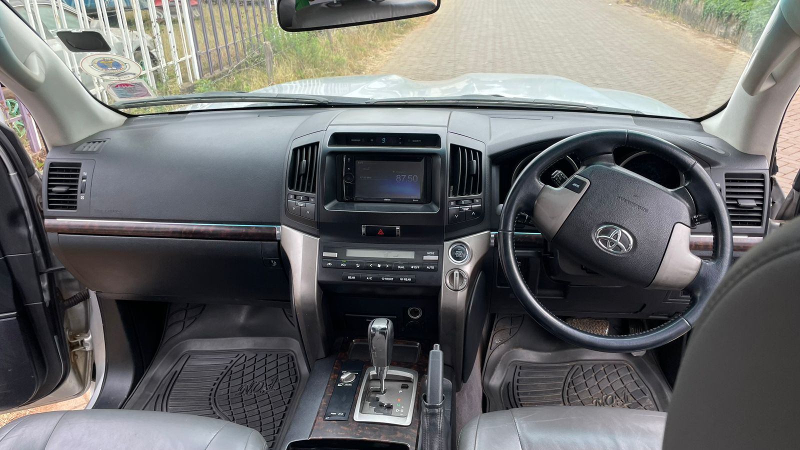 Toyota Land Cruiser V8 - 3/8 for sale in Kenya | RmSg Kenya
