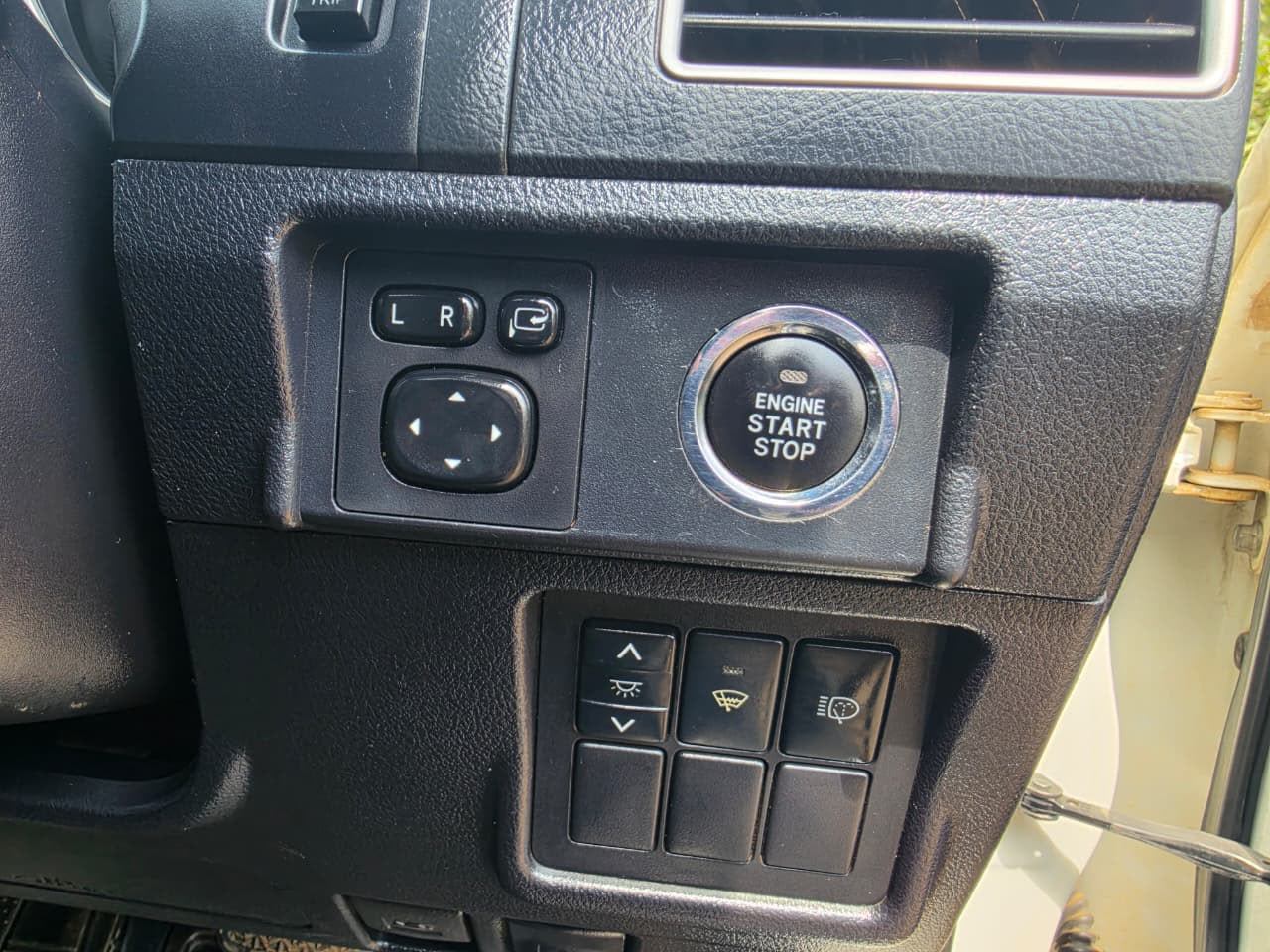 Toyota Land Cruiser Prado - 5/16 for sale in Kenya | RmSg Kenya