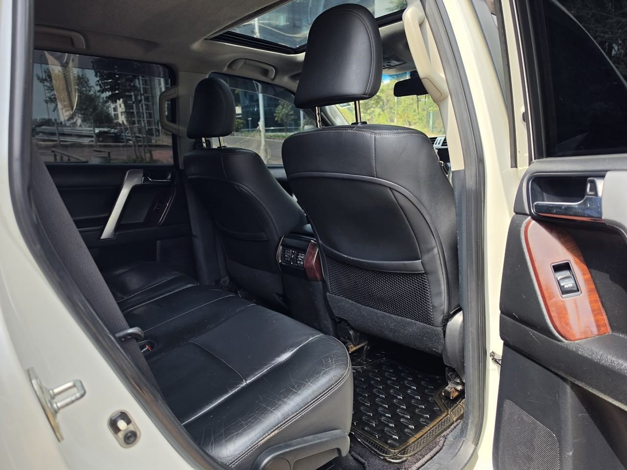 Toyota Land Cruiser Prado - 9/16 for sale in Kenya | RmSg Kenya