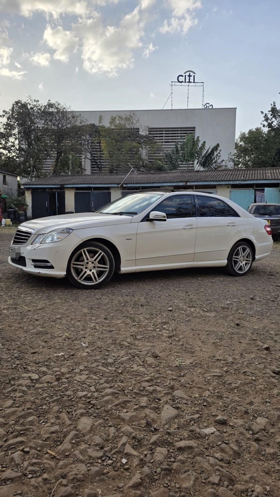 Mercedes-Benz E-Class - 3/15 for sale in Kenya | RmSg Kenya