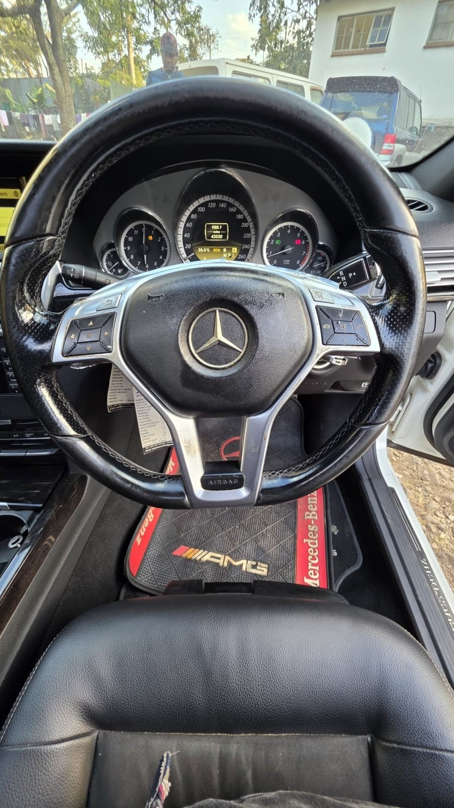 Mercedes-Benz E-Class - 4/15 for sale in Kenya | RmSg Kenya