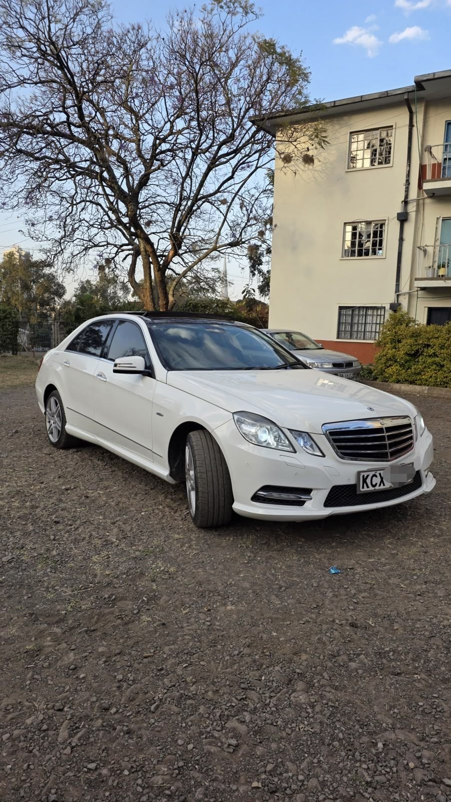 Mercedes-Benz E-Class - 2/15 for sale in Kenya | RmSg Kenya