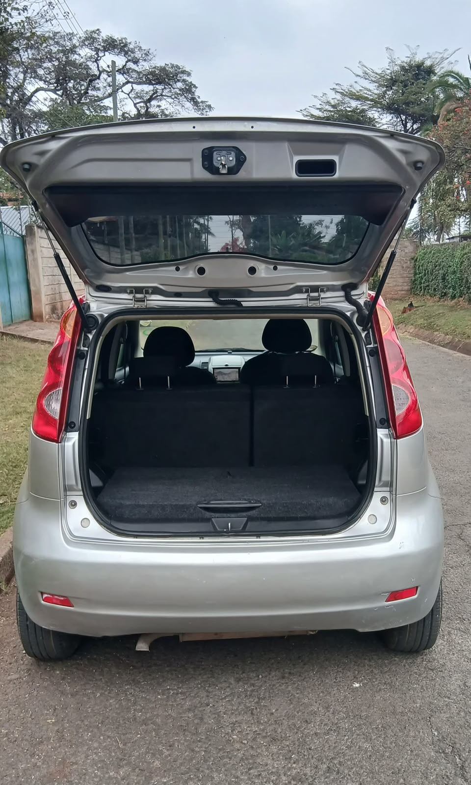 Nissan Note - 9/10 for sale in Kenya | RmSg Kenya