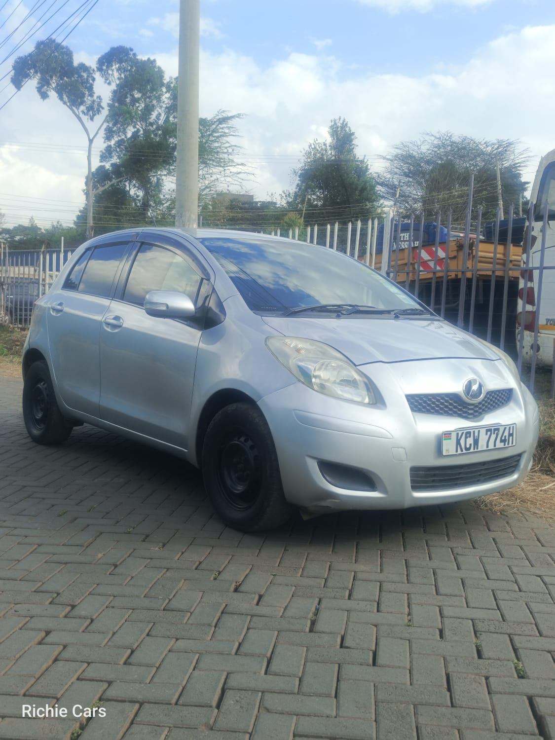 Toyota Vitz - 3/10 for sale in Kenya | RmSg Kenya