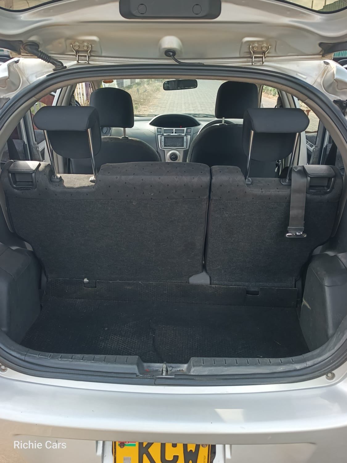 Toyota Vitz - 10/10 for sale in Kenya | RmSg Kenya