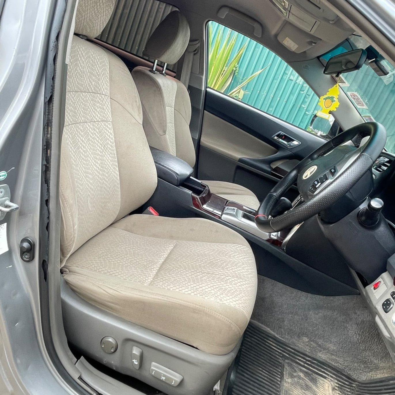 Toyota Mark X - 5/9 for sale in Kenya | RmSg Kenya