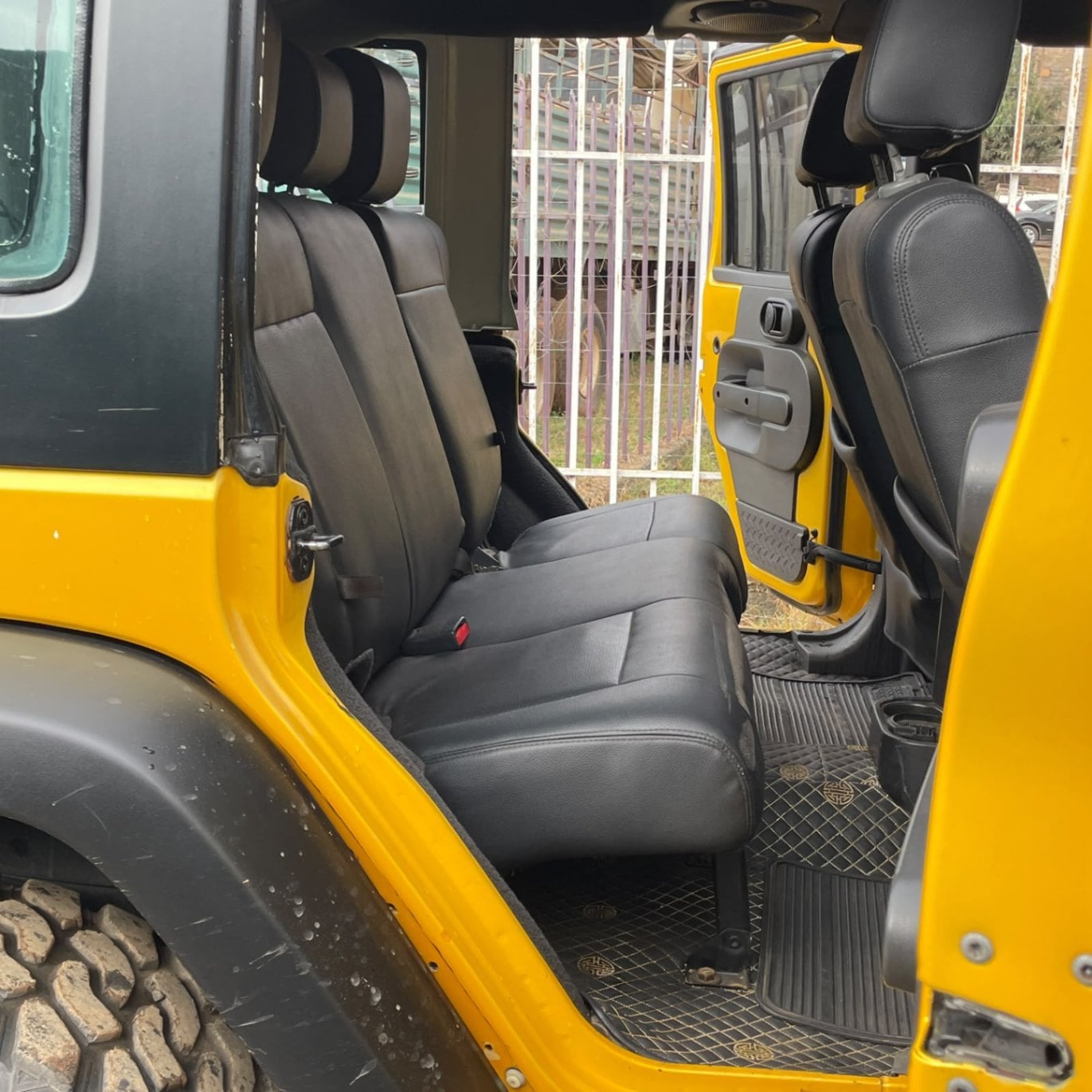 Jeep Wrangler - 6/10 for sale in Kenya | RmSg Kenya