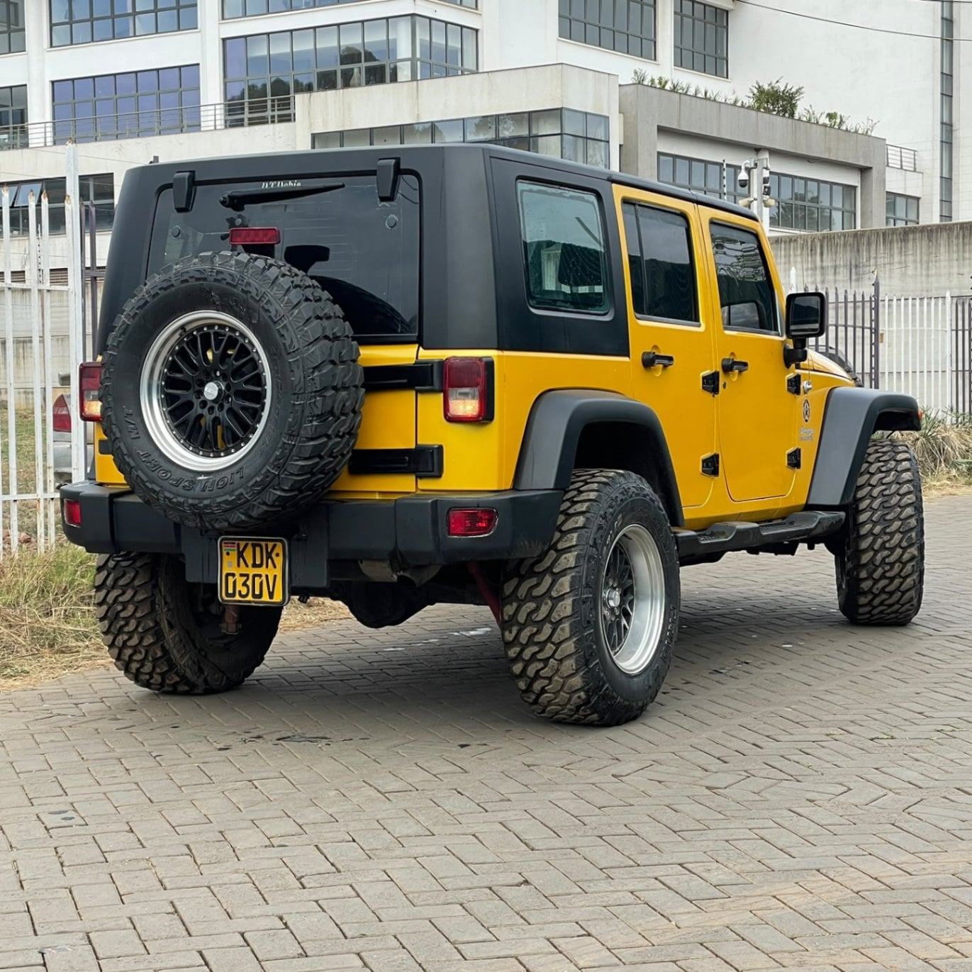 Jeep Wrangler - 10/10 for sale in Kenya | RmSg Kenya