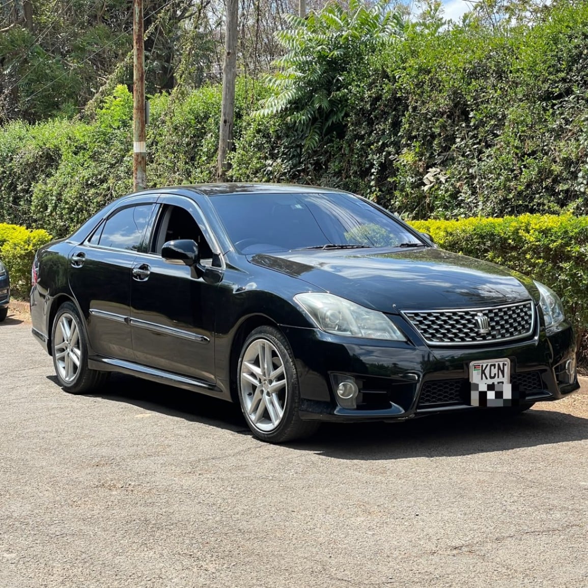 Toyota Crown - 3/11 for sale in Kenya | RmSg Kenya