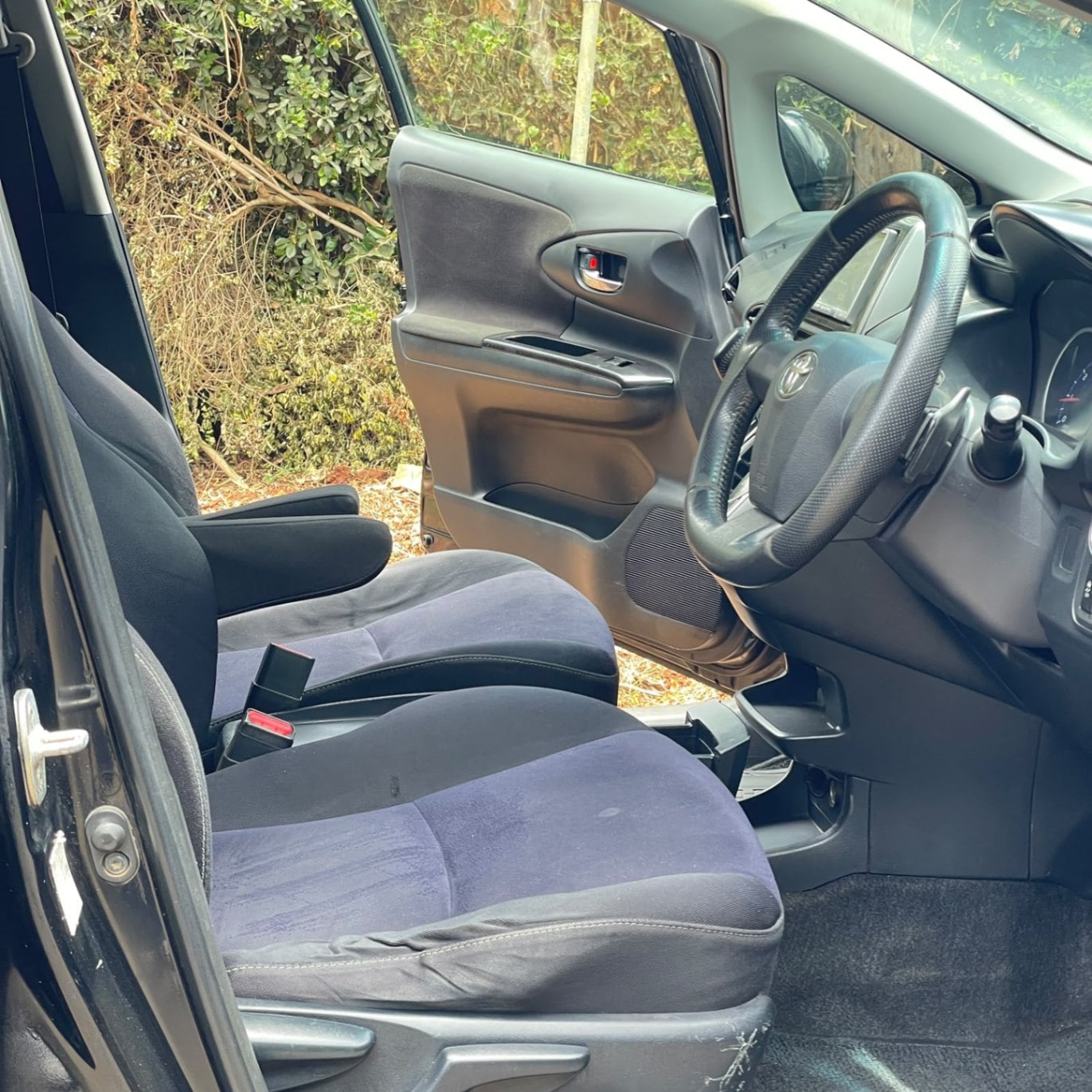 Toyota Wish - 5/9 for sale in Kenya | RmSg Kenya