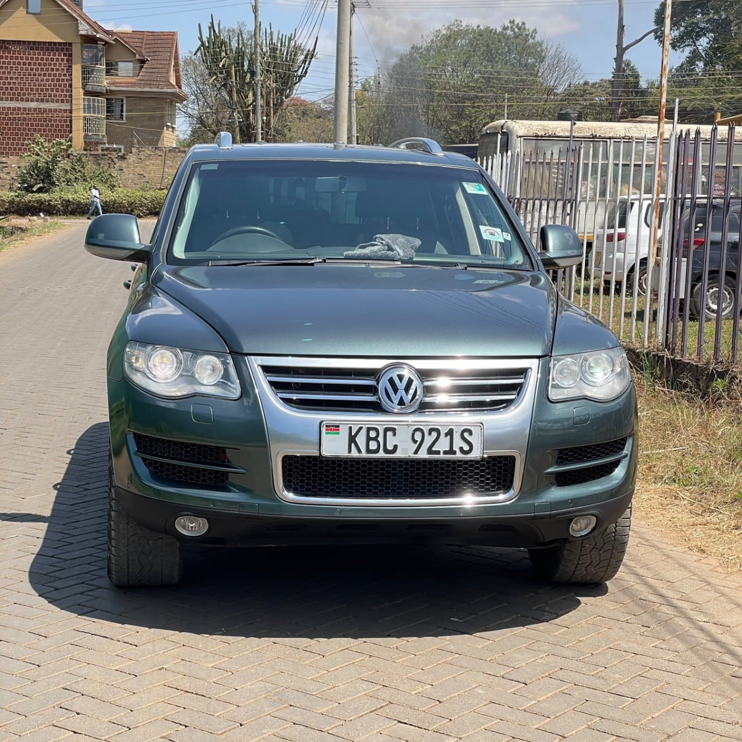 Volkswagen Touareg - 1/11 for sale in Kenya | RmSg Kenya