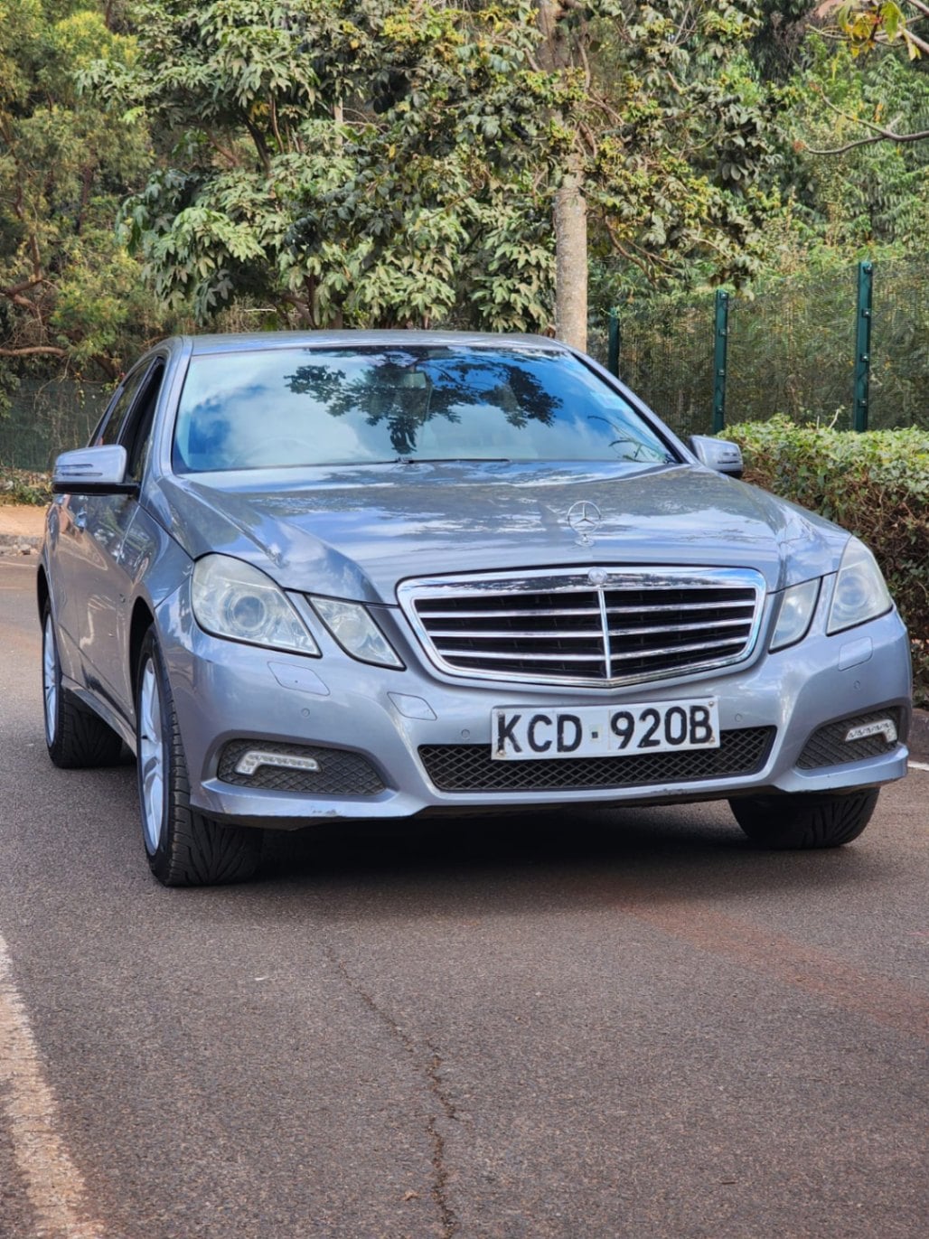 Mercedes-Benz E-Class - 3/10 for sale in Kenya | RmSg Kenya