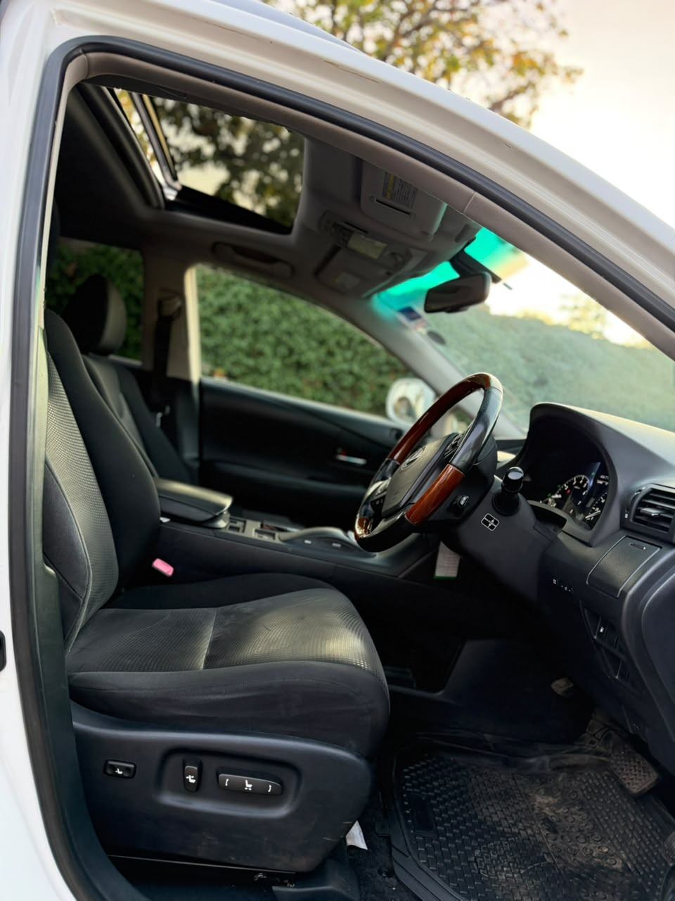 Lexus RX 350 - 5/9 for sale in Kenya | RmSg Kenya