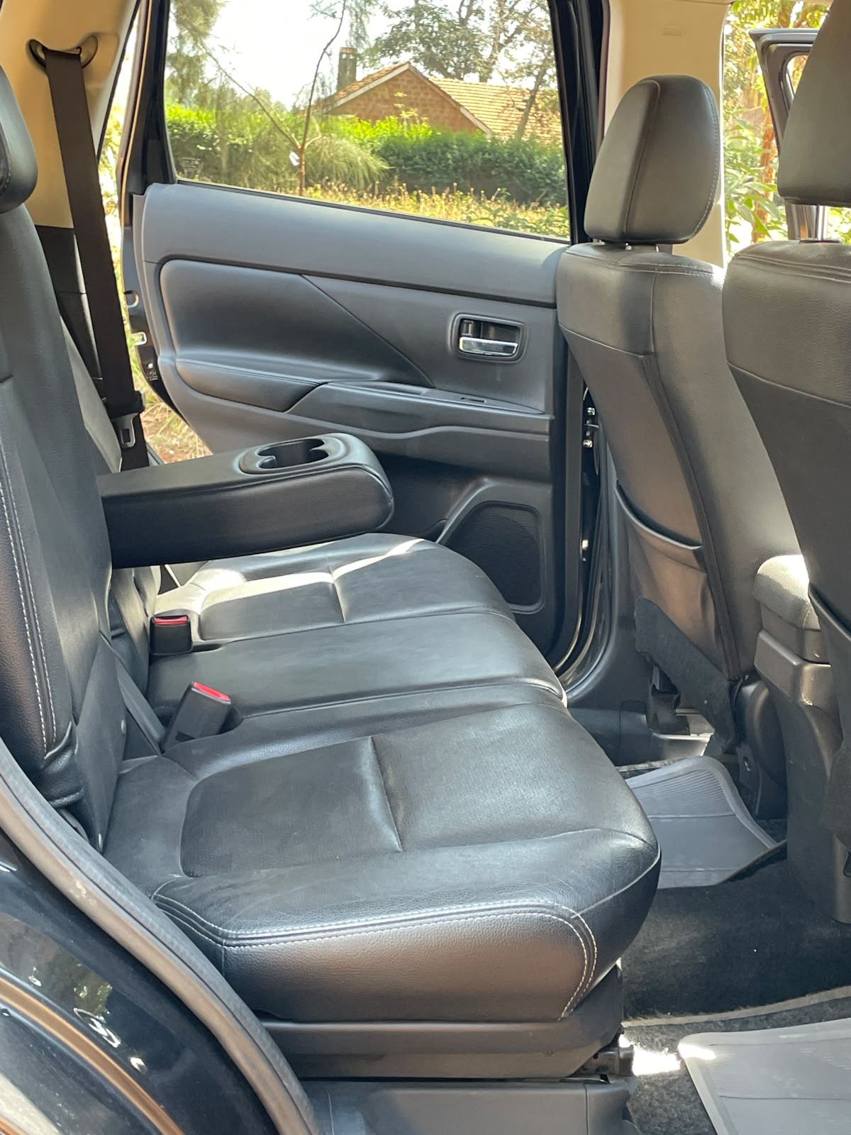 Mitsubishi Outlander - 7/12 for sale in Kenya | RmSg Kenya
