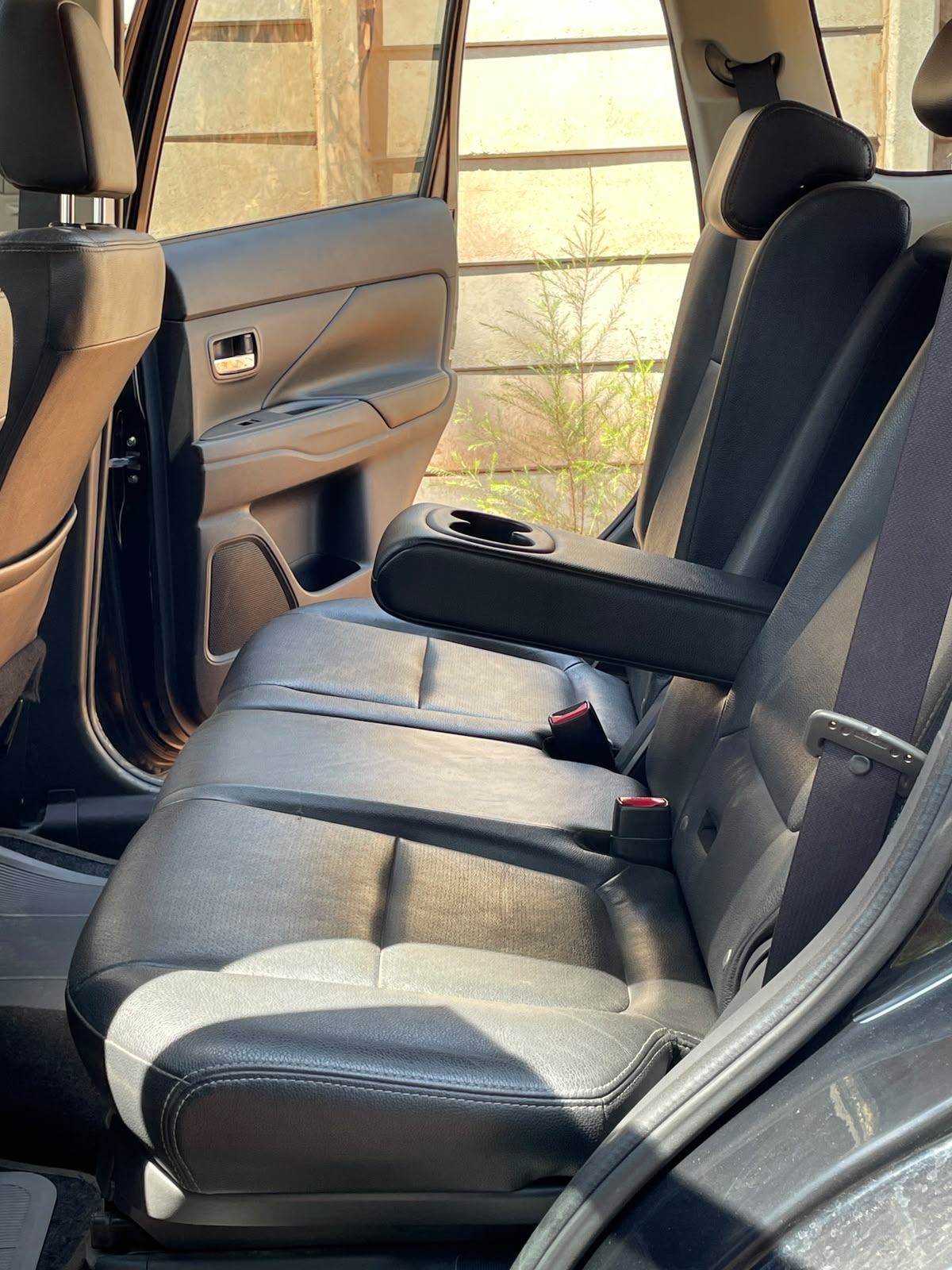 Mitsubishi Outlander - 8/12 for sale in Kenya | RmSg Kenya
