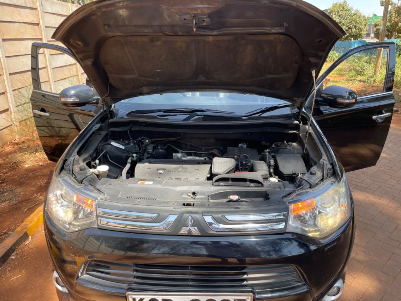 Mitsubishi Outlander - 12/12 for sale in Kenya | RmSg Kenya