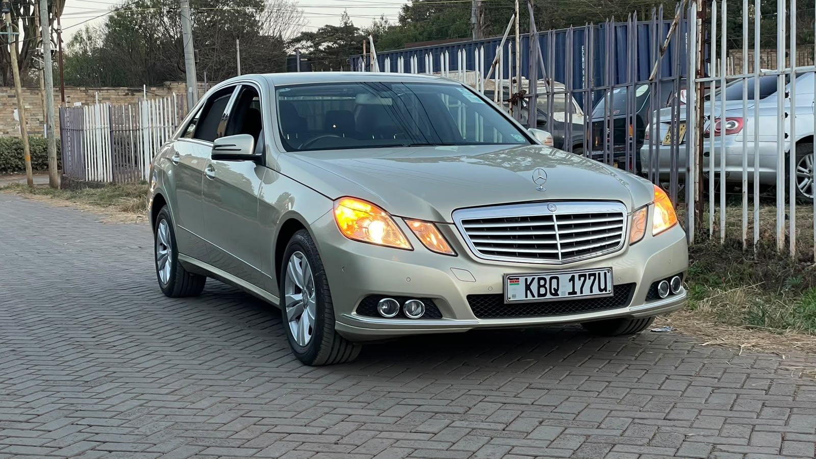 Mercedes-Benz E-Class - 2/8 for sale in Kenya | RmSg Kenya