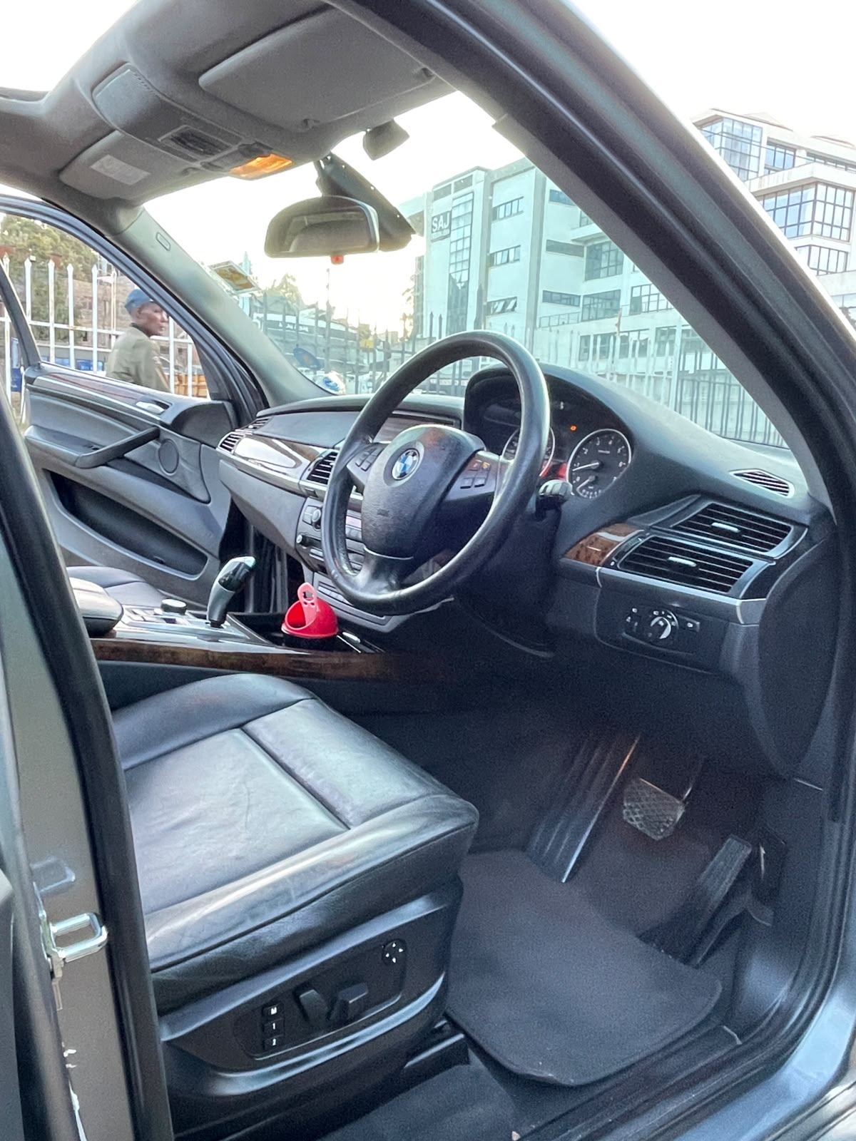 BMW X5 - 4/12 for sale in Kenya | RmSg Kenya