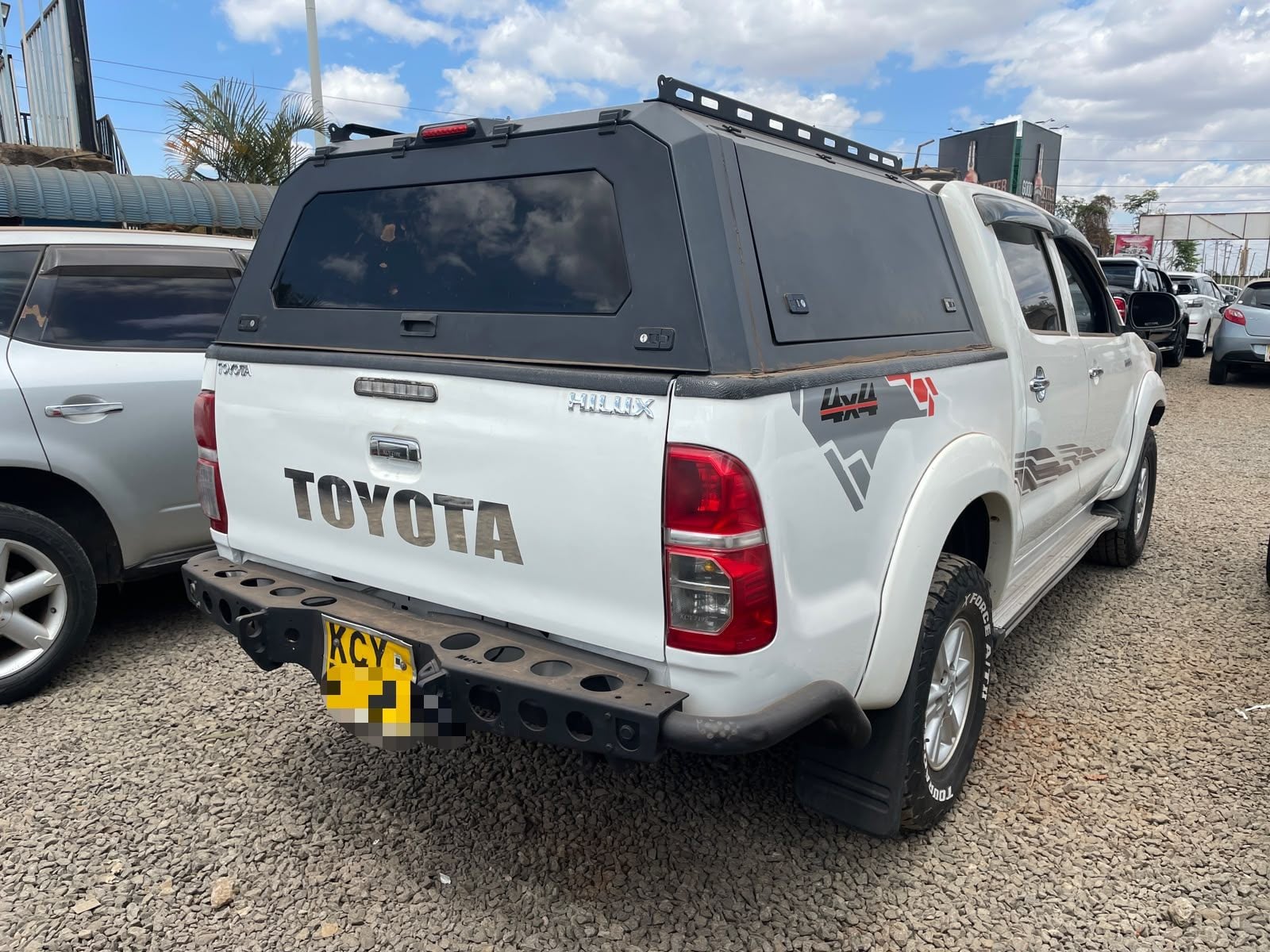 Toyota Hilux - 7/9 for sale in Kenya | RmSg Kenya